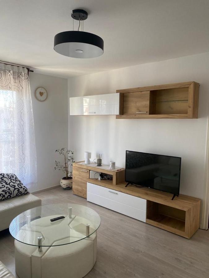 Stan Vrbani Apartment Zagreb Bagian luar foto